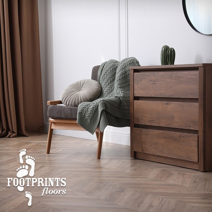 Natural hardwood is beautiful, timeless, and durable. Replace your flooring or restore your existing hardwood with our expert refinishing services. You choose the material. We do the rest!