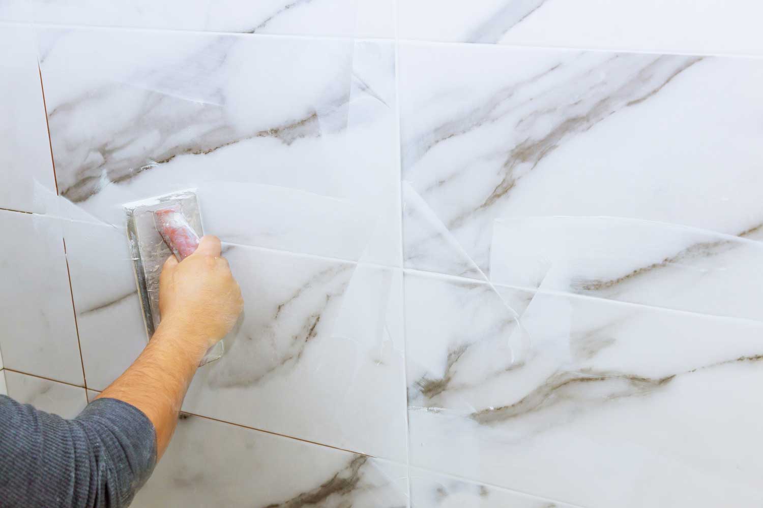 Wall tile and backsplash installation with Footprints Floors.